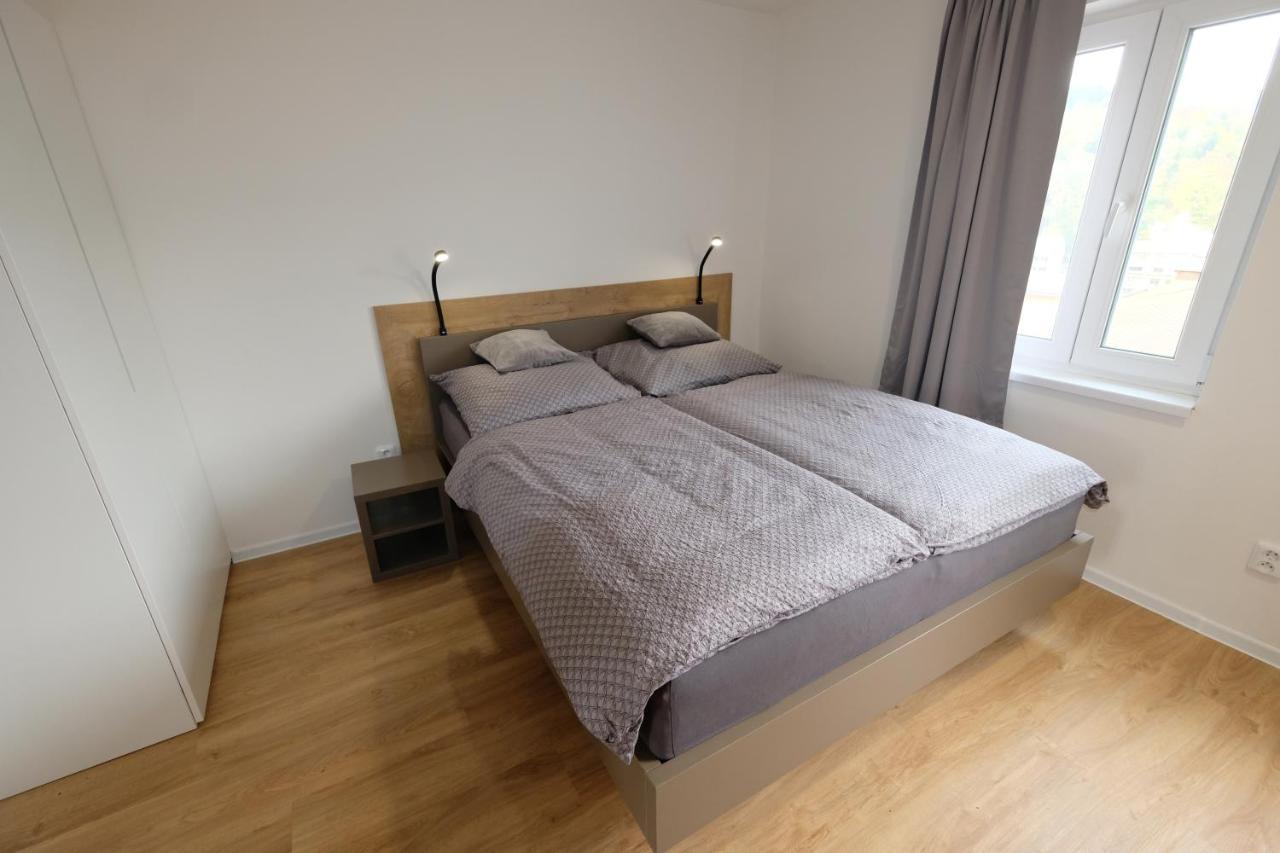 Luxusni Apartmany Vila Adela Лугачовице Экстерьер фото